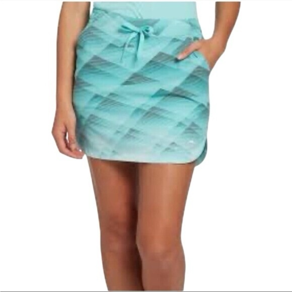 Slazenger Pants - Slazenger Golf Icelandic Printed Pull On Skort in Aqua Print